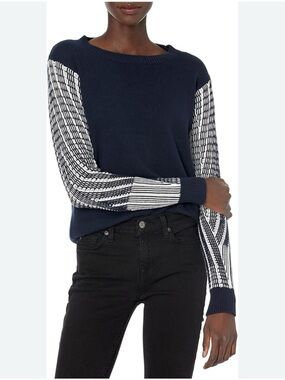Cable Stitch Contrast- Sleeve Cotton Sweater